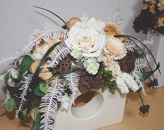 ホワイトローズ